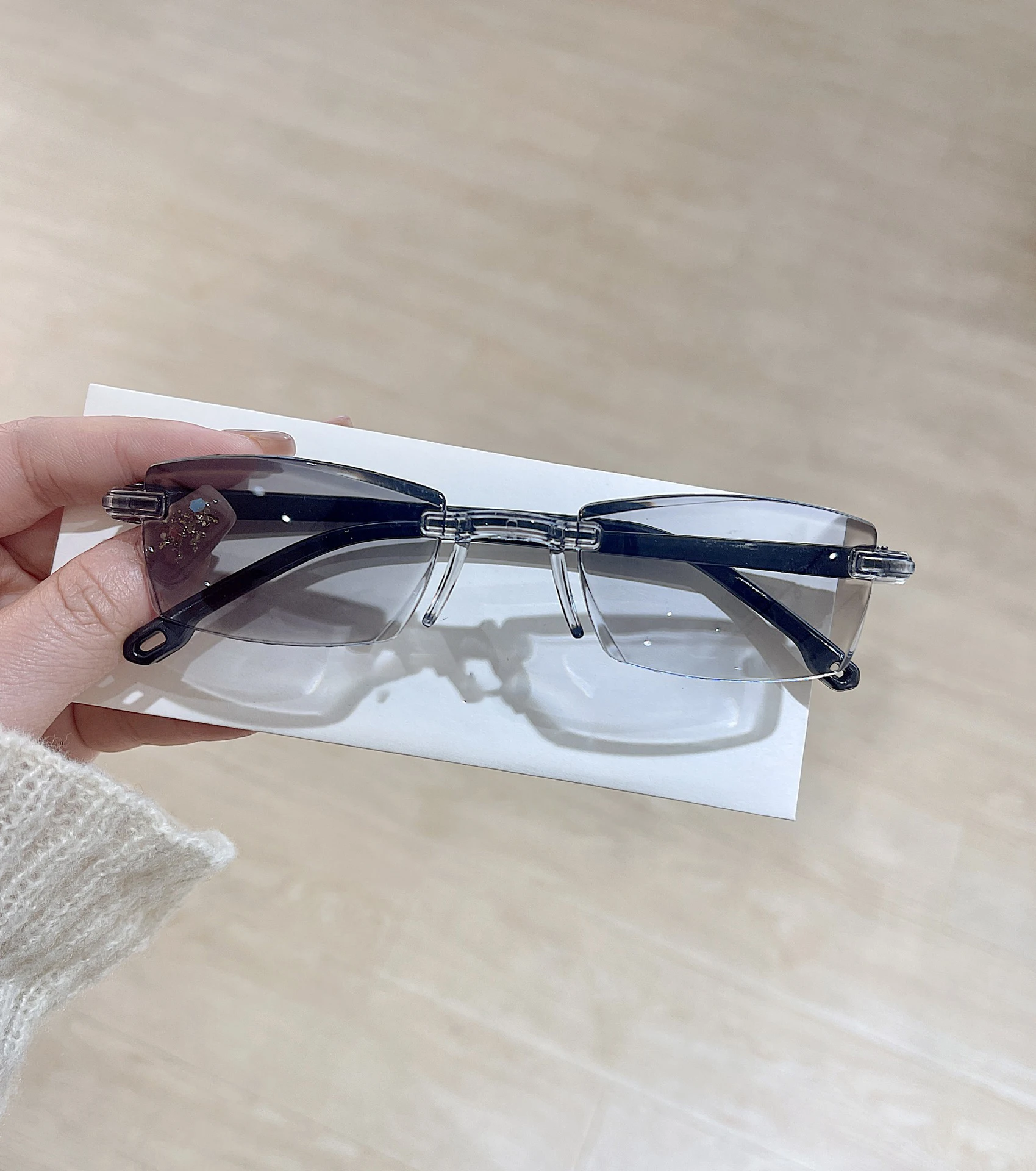 Smart Glasses Men Reading Glasses With Photochromic Color Changing Lens Anti Blue Light Glasses With Automatic Adjustment