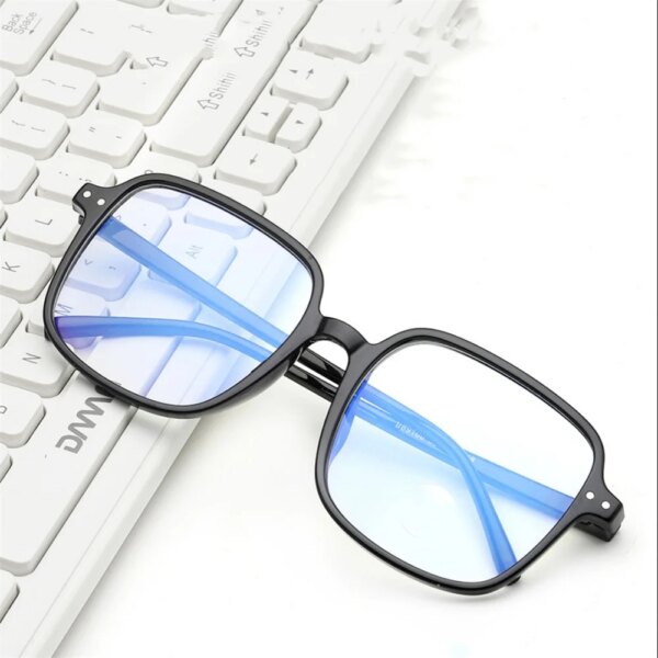 KLASSNUM Transparent Computer Glasses for Women: Oversized Square, Anti-Blue Light, Presbyopia, Ultra-Light - Image 3