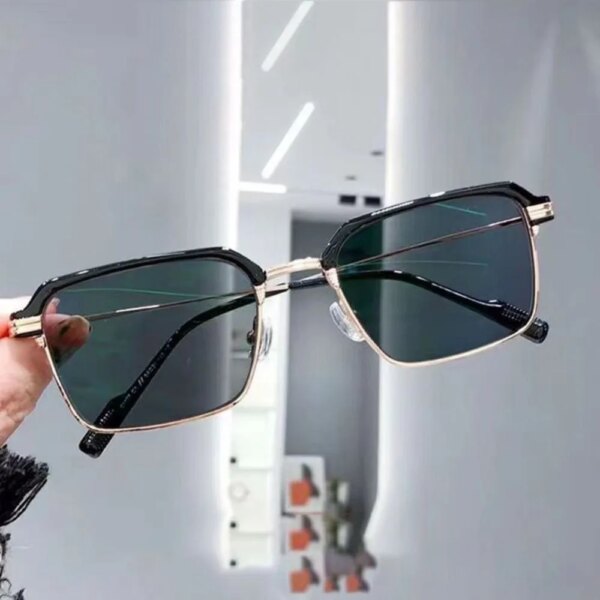 KLASSNUM Men's Ultra-Light Computer Glasses: Photochromic, Anti-Blue Light, Half-Frame Design - Image 4