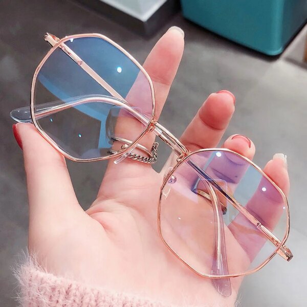 KLASSNUM Transparent Polygon Frame Glasses for Women: Ultra-Light, Anti-Blue Light, Flat Mirror - Image 3