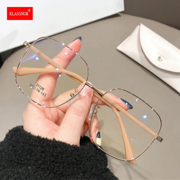 Oversized Metal Frame Glasses with Transparent Lenses & UV400 Protection - Image 2