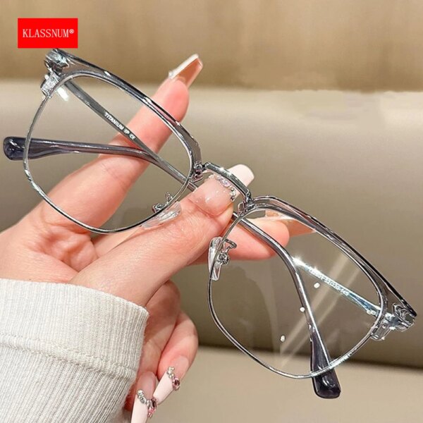 KLASSNUM Transparent Lens Glasses with Blue Light Filtering: Retro Black Design