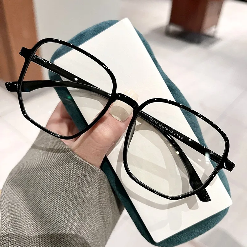 Large Square Frame Anti-Blue Light Glasses Women Computer Gaming Eye Protection Classic Plain Transparent Glasses Spectacles