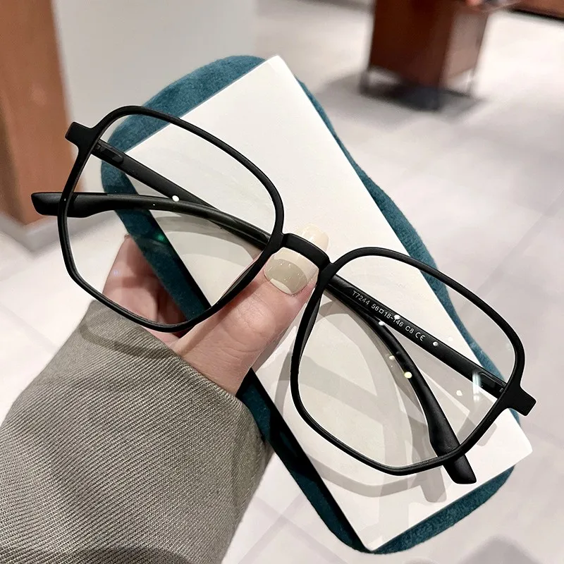 Large Square Frame Anti-Blue Light Glasses Women Computer Gaming Eye Protection Classic Plain Transparent Glasses Spectacles