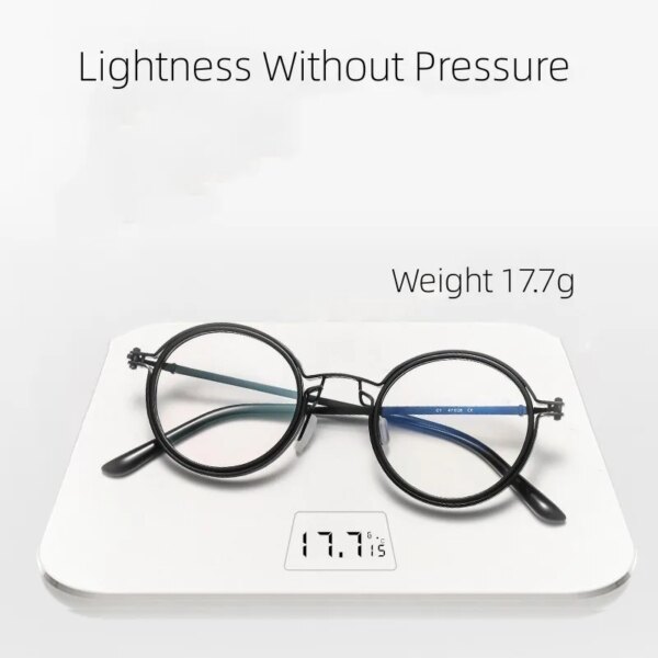 "Round Reading Glasses with Anti-Blue Light - Image 6