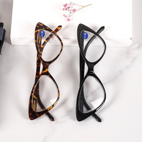 Women's Cat Eye Reading Glasses - Black Leopard Frame - Image 3